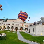 Jacob's Cave - Cappadocia Hotel 2*