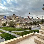 Jacob's Cave - Cappadocia Hotel 2*