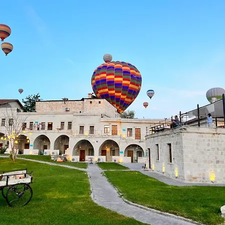 Jacob's Cave - Cappadocia Hotel 2*