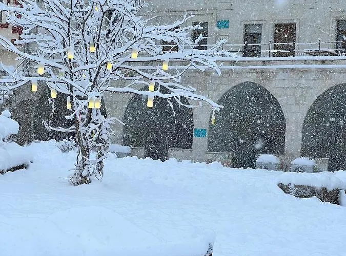 Jacob's Cave - Cappadocia Hotel 2*